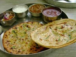 planetpunjab:  Punjabi food Yummy 