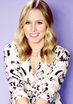 jennyspring:     Kristen Bell poses for a portrait at the 2013