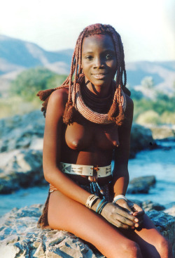 risemaclay:  Himba girl 