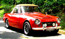 japanesecarssince1946:  1964 Datsun Fairladywww.german-cars-after-1945.tumblr.com