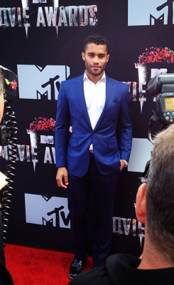 imgmodels:  Jamahl Thompson walking the red carpet at last night’s