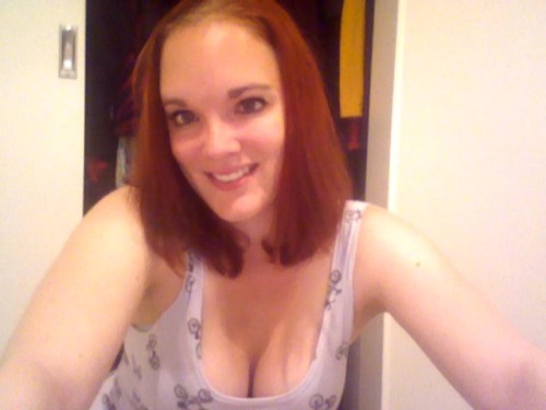 msunsolvedmystery:  My long red hair appreciation post. Miss it :(  redheads = my weakness