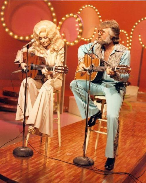 shopmidnightrider:Dolly Parton & Kenny Rogers