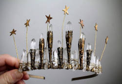 sosuperawesome:  Crystal Crowns and Hair Combs, by Foxwood Forest