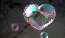 forever-wonderstrukk98:  heart bubble on We Heart It - http://weheartit.com/entry/57882457/via/pancakewhite