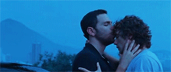 thylaa:    I love you because to understand our love… they’d need to turn the world upside down.   