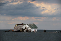 ttenderly:  floods in the east coast (USA) 