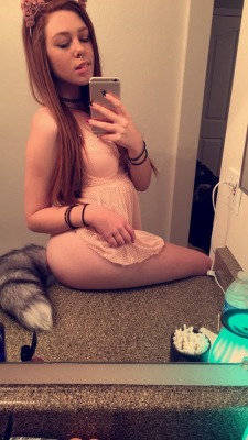 translucent-tragedy: I’m so in love with my new fox tail