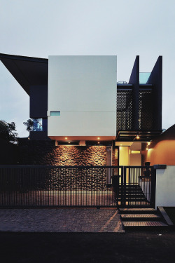 envyavenue:  Urban House 