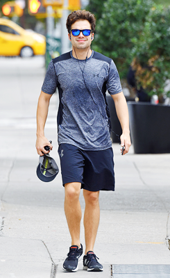 mcavoys:    Sebastian Stan heads to the Gym in Soho after a Jog
