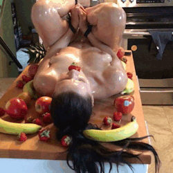 myspecialkay69: Preparing to be stuffed and served
