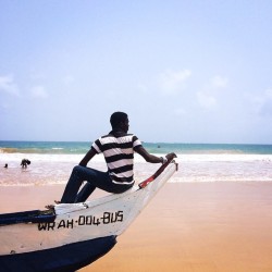 dynamicafrica:On #Busua #beach in #Ghana. Photo: @ruthmcdowall.