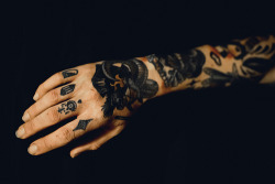 fallxasleep:  tattoo blog † 
