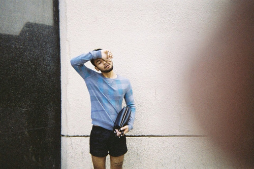 schboyshorts:  letswearshorts:  Pose  Yeah great poseâ€¦.. 