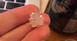 trashkingsalt:  nubs-mgee: In one of the geodes was this little
