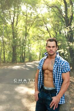 mitos:  Wesley Van Zyl by Christiaan Hattingh of CHATTphotography