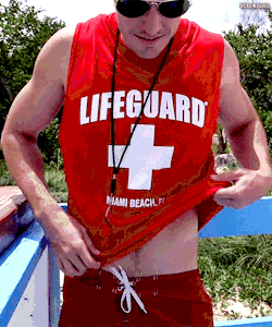 dicksandudes:  Hot lifeguard Kip Johnson 
