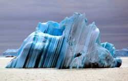 officialfabletown:  nubbsgalore:  striped icebergs form as meltwater