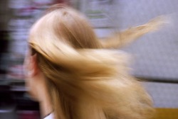 williamhackerphoto:  Blonde girl on Park Ave.  Manhattan, New