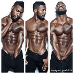 itsmeboiwonder:  Sexy hot dark chocolate 