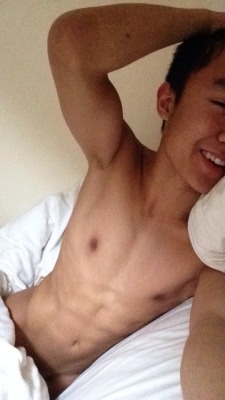 sgboiboi:  would you like to have him on your bed?  cok guzel