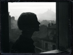 1030-42929:  Silhouette de Lee Miller, 1930Man Ray