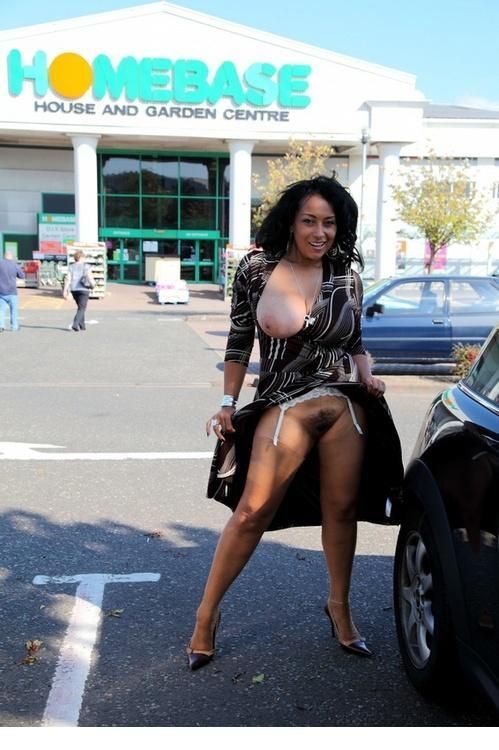 Danica Collins, flashing outside the Brits’ answer to Home Depot… 