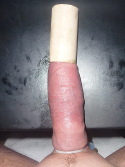 Hung BBW admirer :) Demonstrated GIRTH on display. Thanks for the submission!