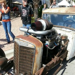 skateraymond:  #Carsforthecure #Unique #Cummins #Diesel #Swapped