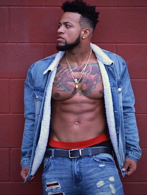 dobrahreloaded:    Royce Long  