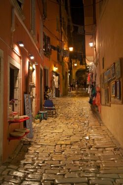 maya47000:  Night in the streets of Rovinj, Croatie by Europe