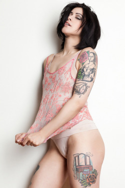 sexyinkgirls-mmm-so-nice:  More here Sexy Ink Girls - Mmmm, So