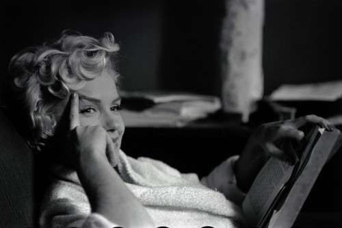 thecinamonroe:  Marilyn Monroe on the set of “The Seven Year