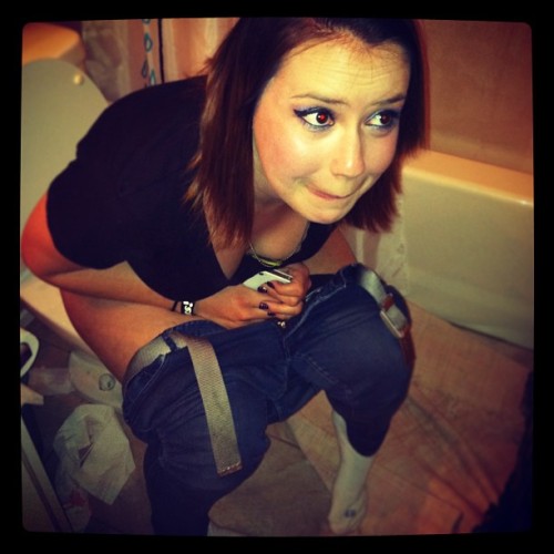 dimitrivegas:  Pooping women