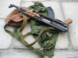 gunsblades:  PURE RUSSIAN.
