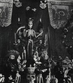 dark-archive:  ‘Altar de Muertos’ - ‘All Souls’ Day altar