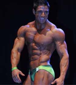 perfectly-sculpted:  Jaco de Bruyn  By far best physique