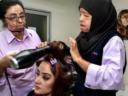 mama-macabre:  Pakistani salon owner Masarrat Misbah discovered