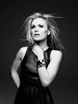 edenliaothewomb:  Anna Paquin, photographed by Warwick Saint