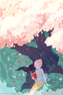 anushbanush:  Reading outside is very relaxing 