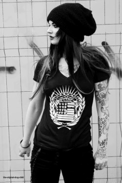 s-t-o-n-e-a-g-e:  +