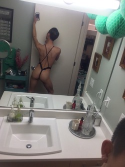 thesexualmindoftruong:  Got a bodysuit for drag and I’m loving