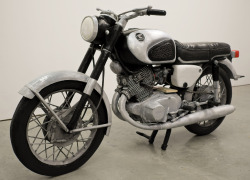 untitledprojects:  Conrad BakkerUntitled Project: Honda CB77