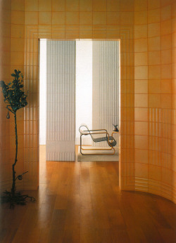 80sdeco: tangerine and white tiles, warm wood floor, PoMo metal