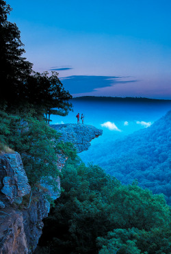 coiour-my-world: Whitaker Point (Hawksbill Crag) trail in the