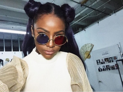 bombshellssonly:  @justineskye 