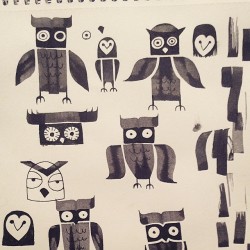 ihatepeas:  Calligraphy Owl-takes #calligraphy #owl #illustration