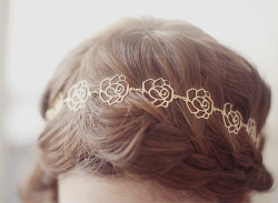 tbdresslove:  lovely style rose hair band==> hereSelected