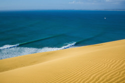 surphile:  Somewhere. Dunes.photog estrada via surfing 