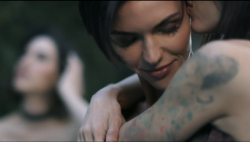 que-e-relle:The Veronicas’ new music video, On your side Starring